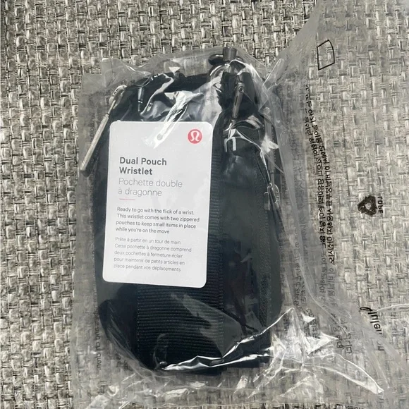 Lululemon Black Dual Pouch Wristlet - Picture 4 of 4